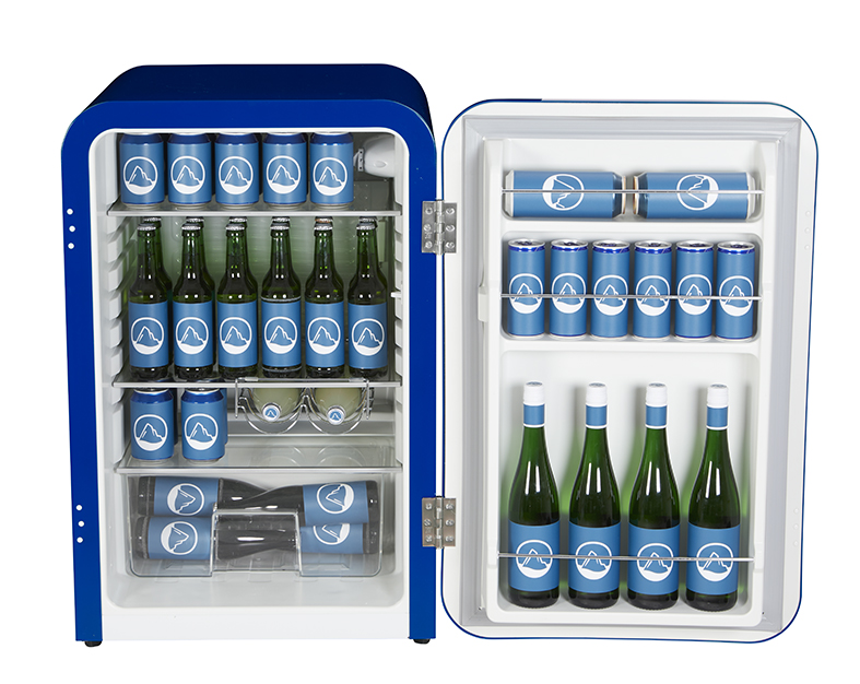 Gastro-Cool - Retro Kühlschrank Kingston Union Jack - VIRC160 - Voransicht gefüllt